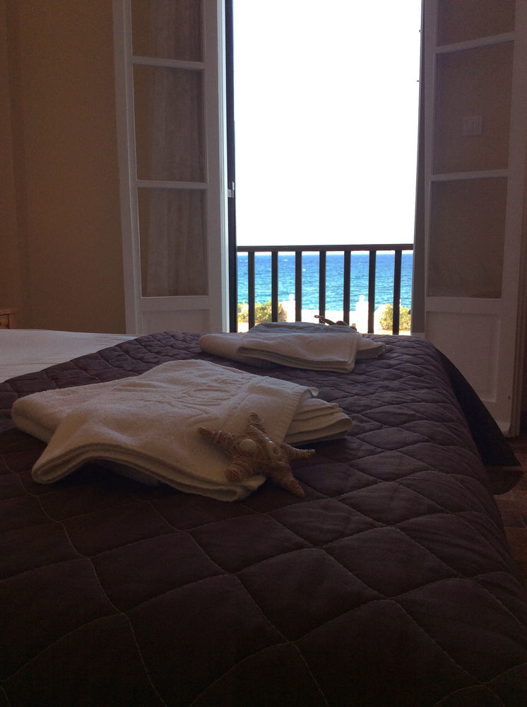 Hotel Arokaria Seaside à Ambelas Extérieur photo